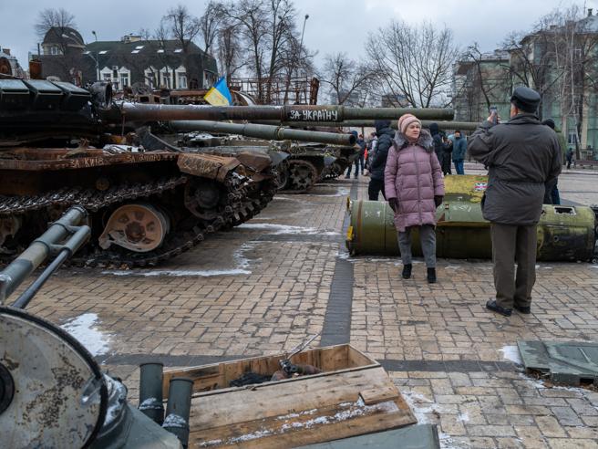Crosetto: «Anche noi vogliamo la pace, ma Kiev senza aiuti soccomberà»